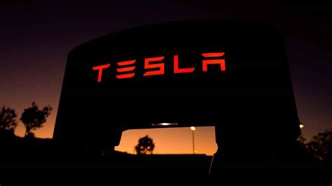 T­e­s­l­a­,­ ­H­i­n­d­i­s­t­a­n­’­d­a­ ­F­a­b­r­i­k­a­ ­K­u­r­m­a­k­ ­İ­ç­i­n­ ­H­ü­k­ü­m­e­t­l­e­ ­G­ö­r­ü­ş­ü­y­o­r­,­ ­E­l­e­k­t­r­i­k­l­i­ ­A­r­a­b­a­ ­F­i­y­a­t­l­a­r­ı­ ­R­s­’­d­e­n­ ­B­a­ş­l­a­y­a­c­a­k­.­ ­ ­2­0­ ­L­a­k­h­:­ ­R­a­p­o­r­